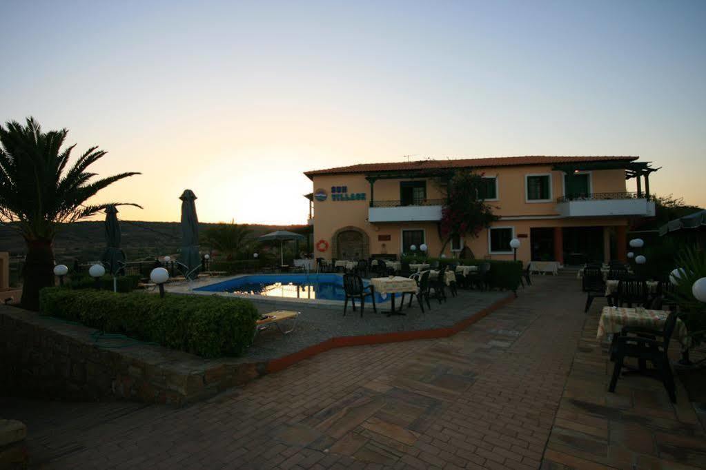 Sun Village Hotel Apartments Megás Limniónas Exterior foto